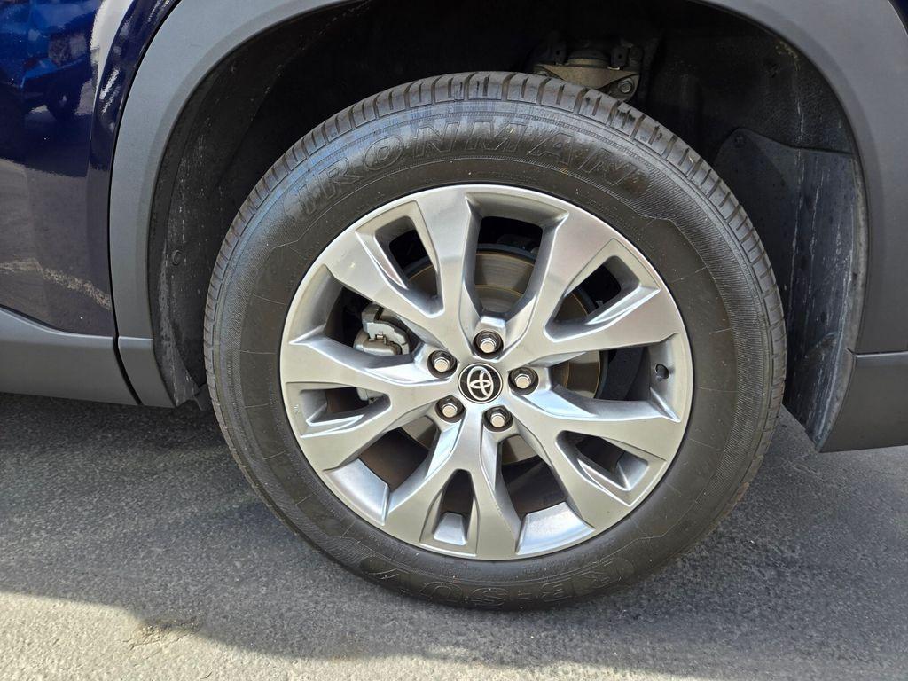 used 2024 Toyota Grand Highlander car, priced at $43,031