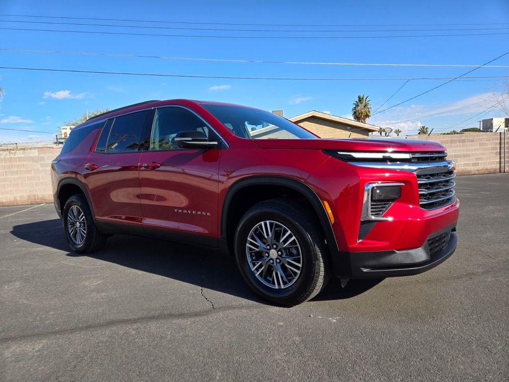 used 2025 Chevrolet Traverse car, priced at $36,484