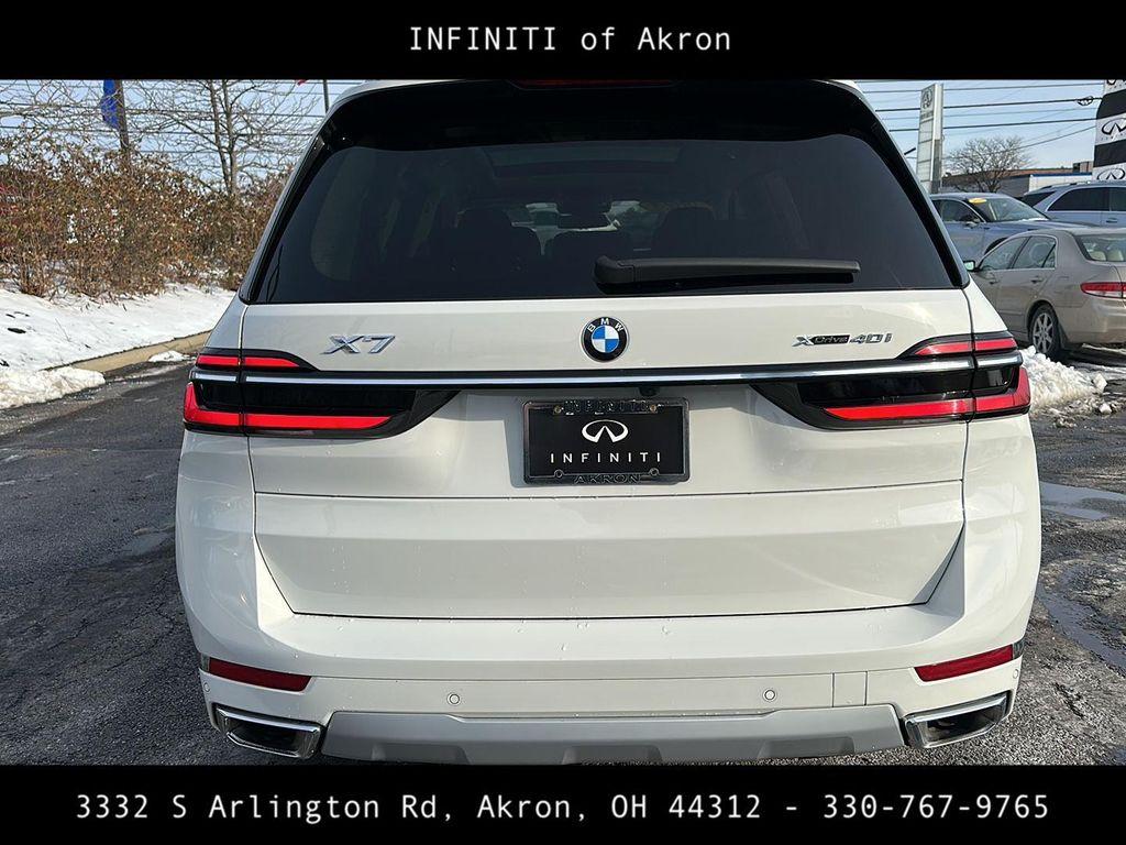 used 2023 BMW X7 car