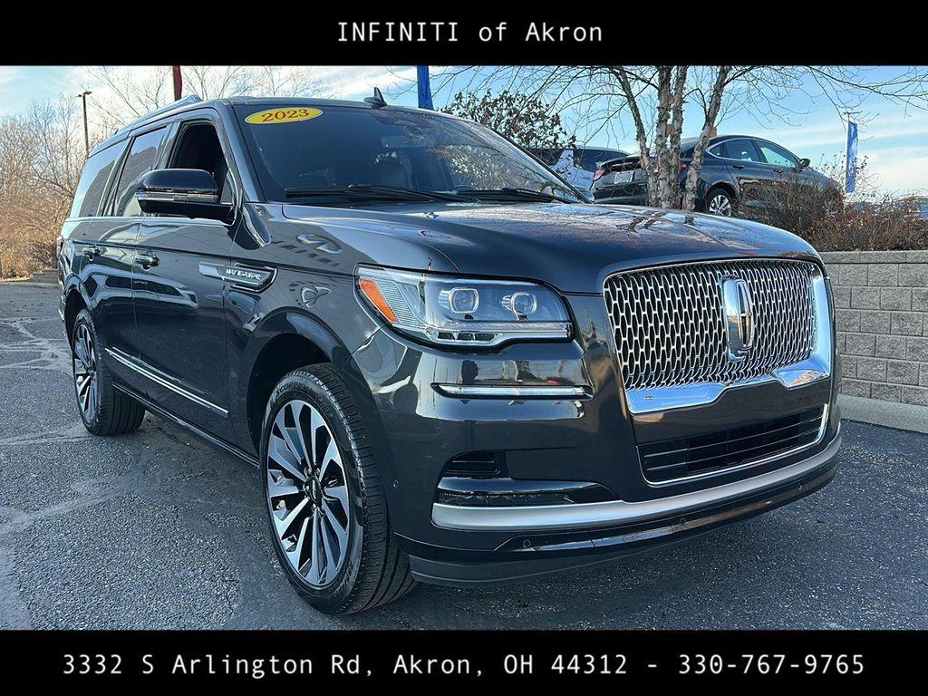 used 2023 Lincoln Navigator car