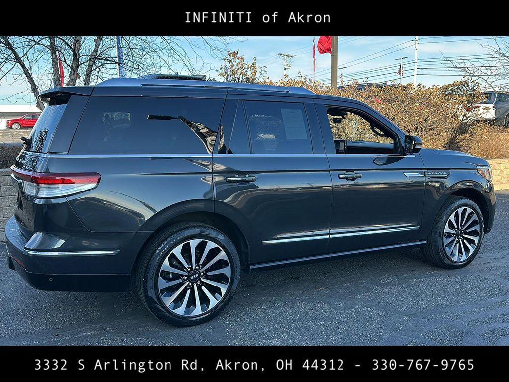 used 2023 Lincoln Navigator car