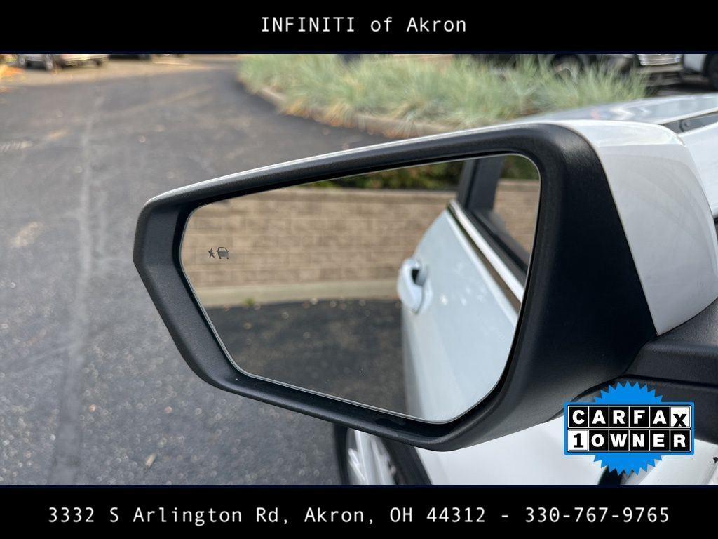 used 2024 Chevrolet Equinox car, priced at $24,142