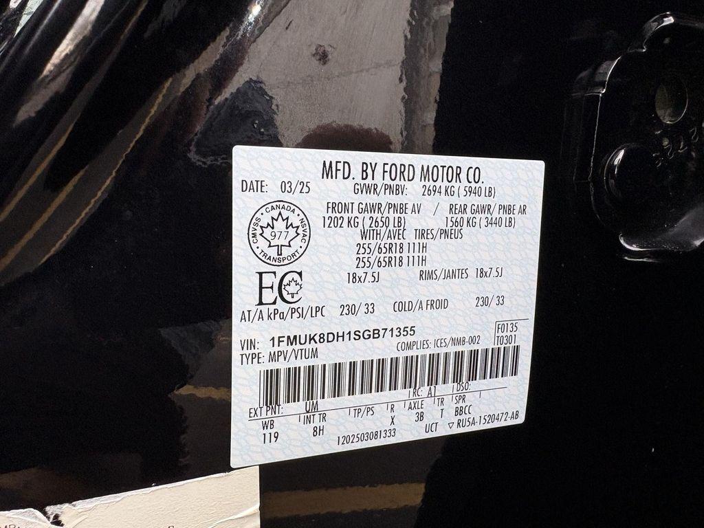 used 2025 Ford Explorer car, priced at $37,991