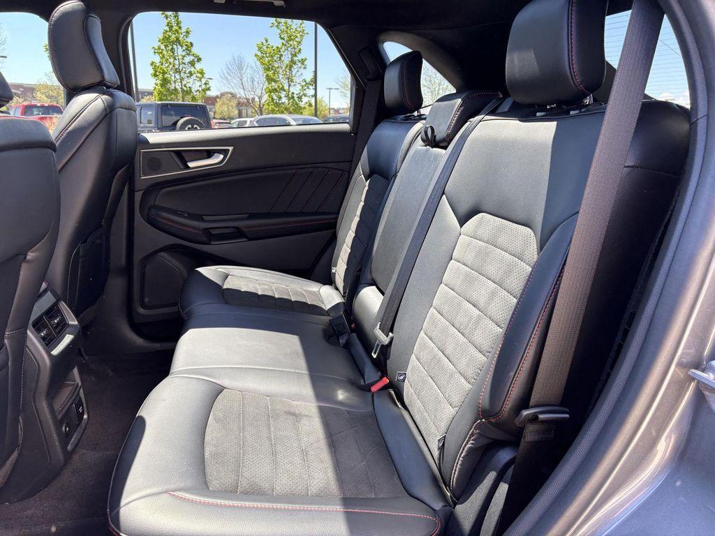 used 2024 Ford Edge car, priced at $28,991