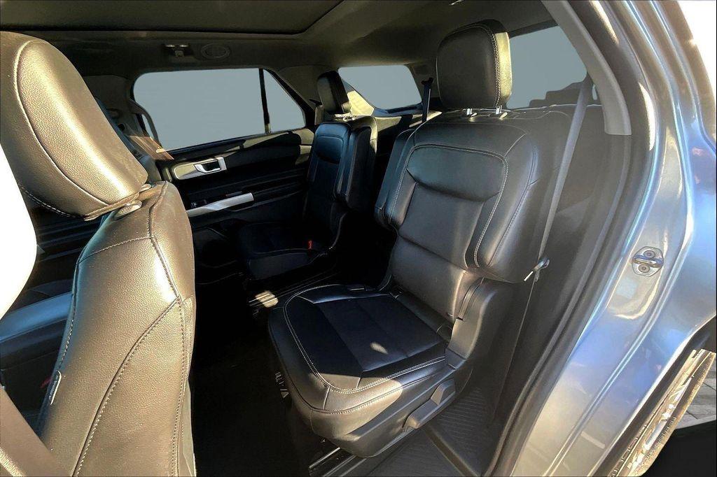 used 2022 Ford Explorer car, priced at $27,991