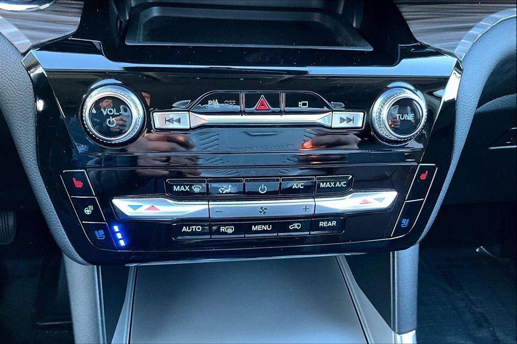 used 2022 Ford Explorer car, priced at $27,991