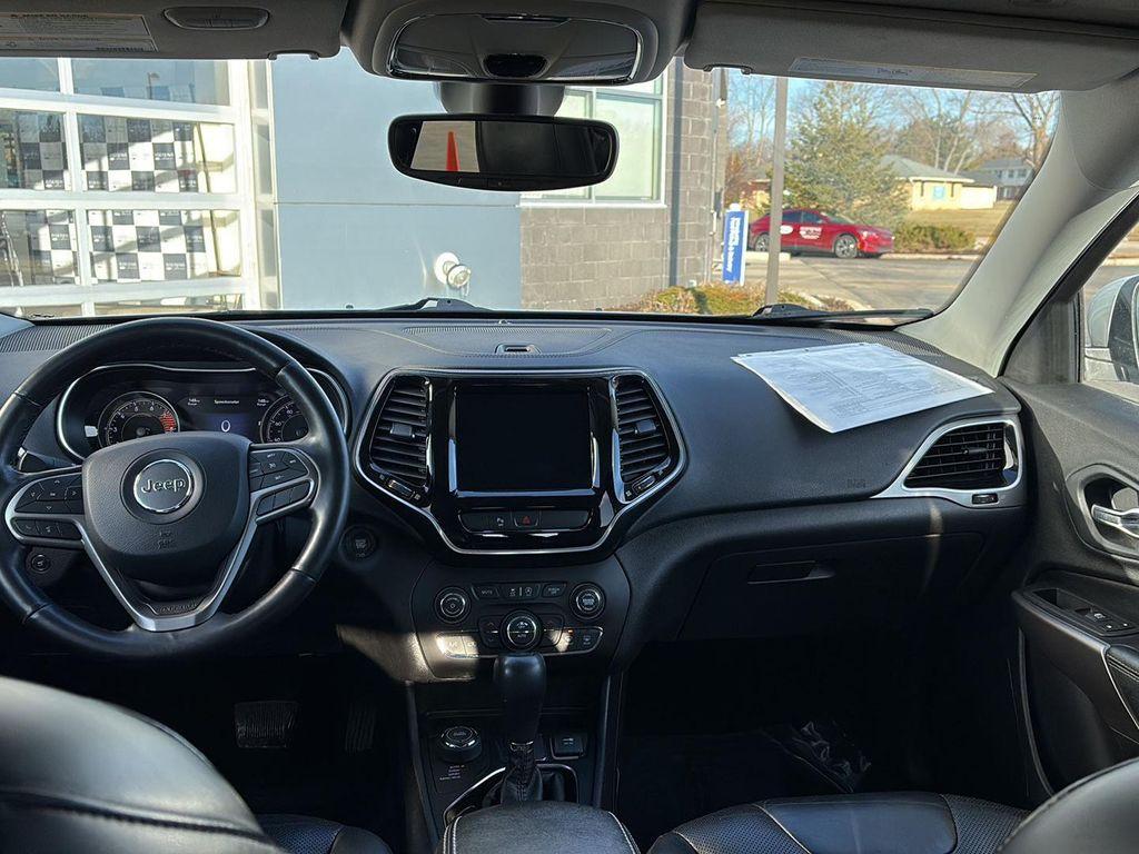 used 2019 Jeep Cherokee car, priced at $17,991