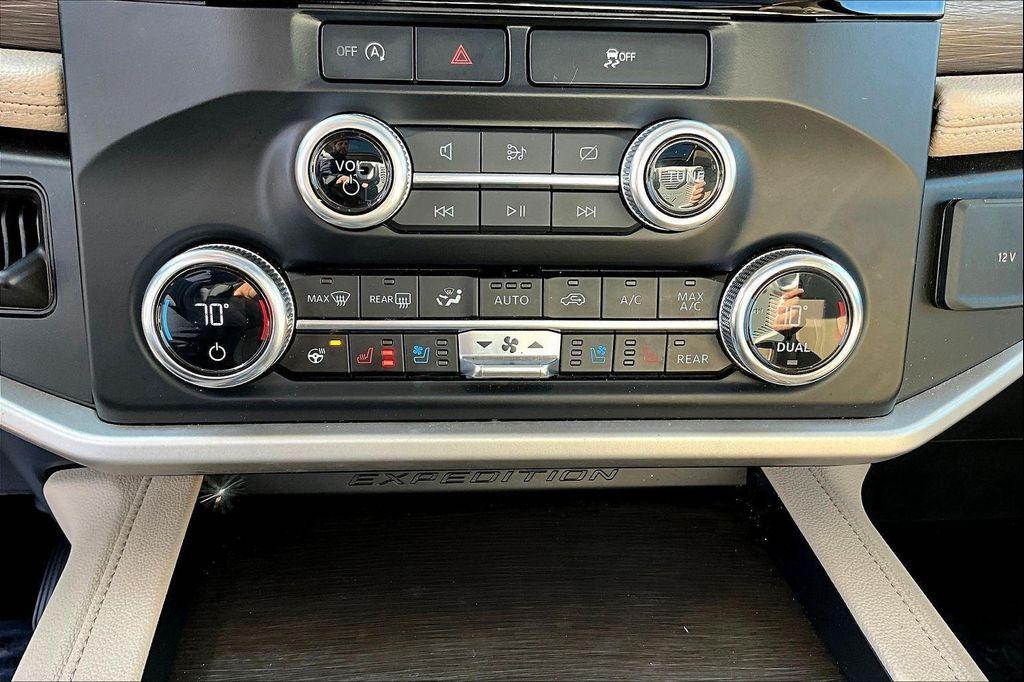 used 2024 Ford Expedition Max car, priced at $47,991