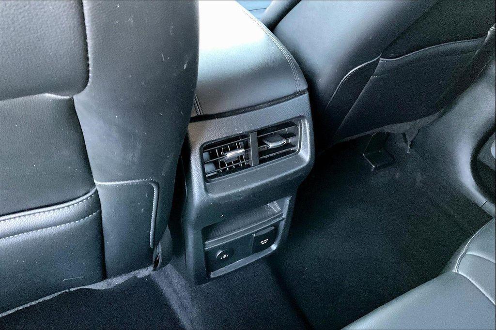 used 2022 Ford Edge car, priced at $22,991