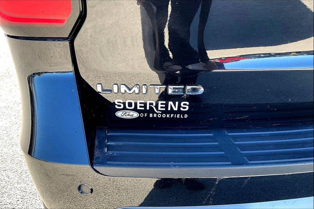 used 2024 Ford Expedition car, priced at $51,800