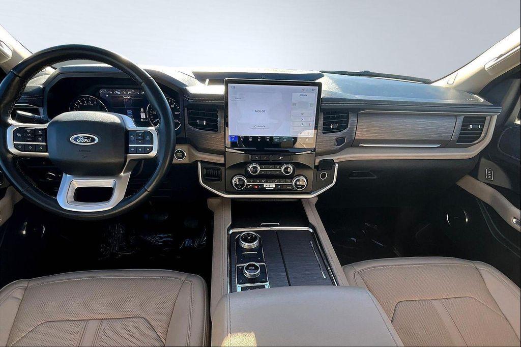 used 2024 Ford Expedition car, priced at $51,800