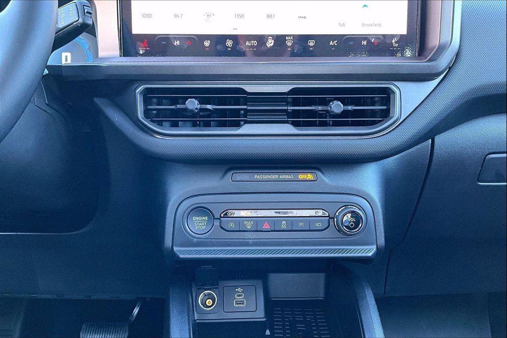 new 2025 Ford Bronco Sport car, priced at $38,931