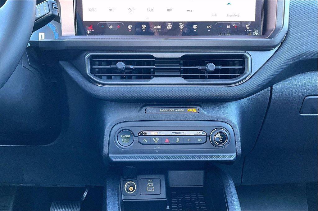 new 2025 Ford Bronco Sport car, priced at $37,431