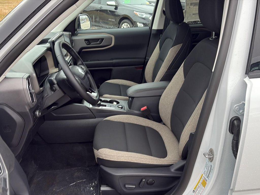 new 2025 Ford Bronco Sport car, priced at $34,003