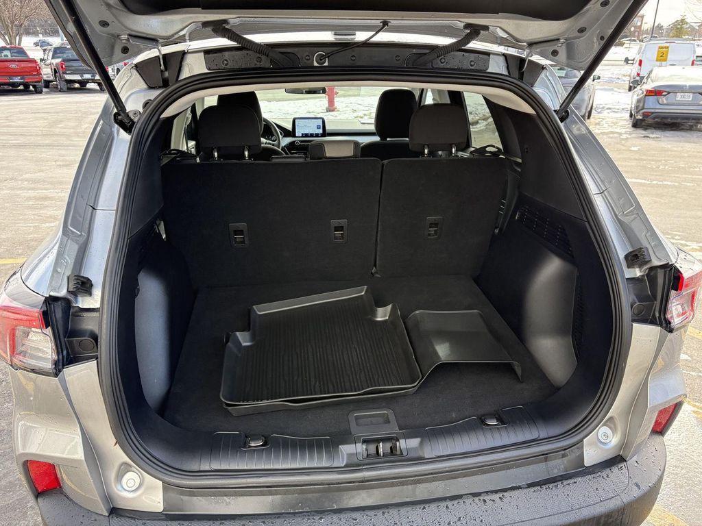 used 2022 Ford Escape car, priced at $19,991