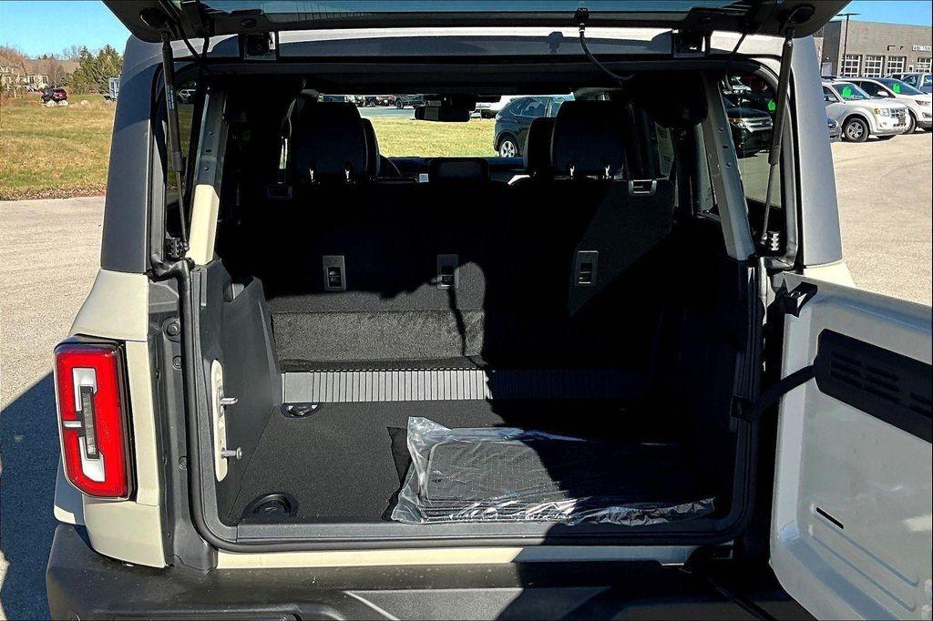new 2025 Ford Bronco car, priced at $51,526