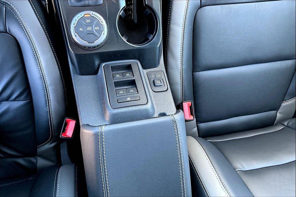 new 2025 Ford Bronco car, priced at $51,526