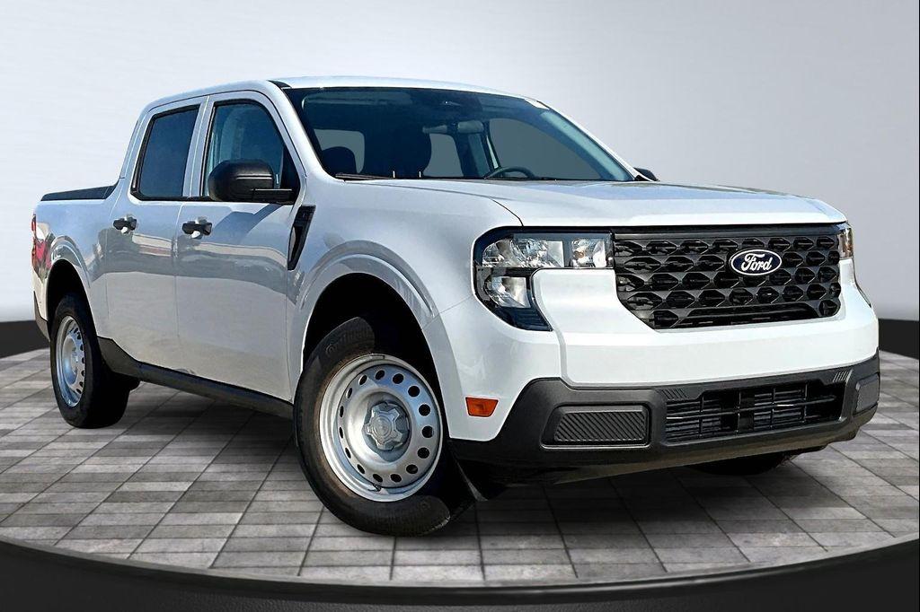 new 2025 Ford Maverick car, priced at $29,505
