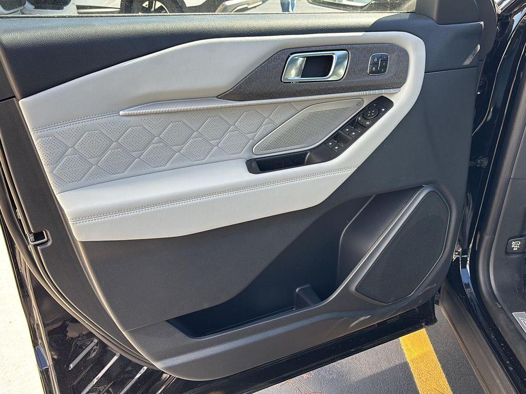 new 2027 Ford Explorer car, priced at $62,008