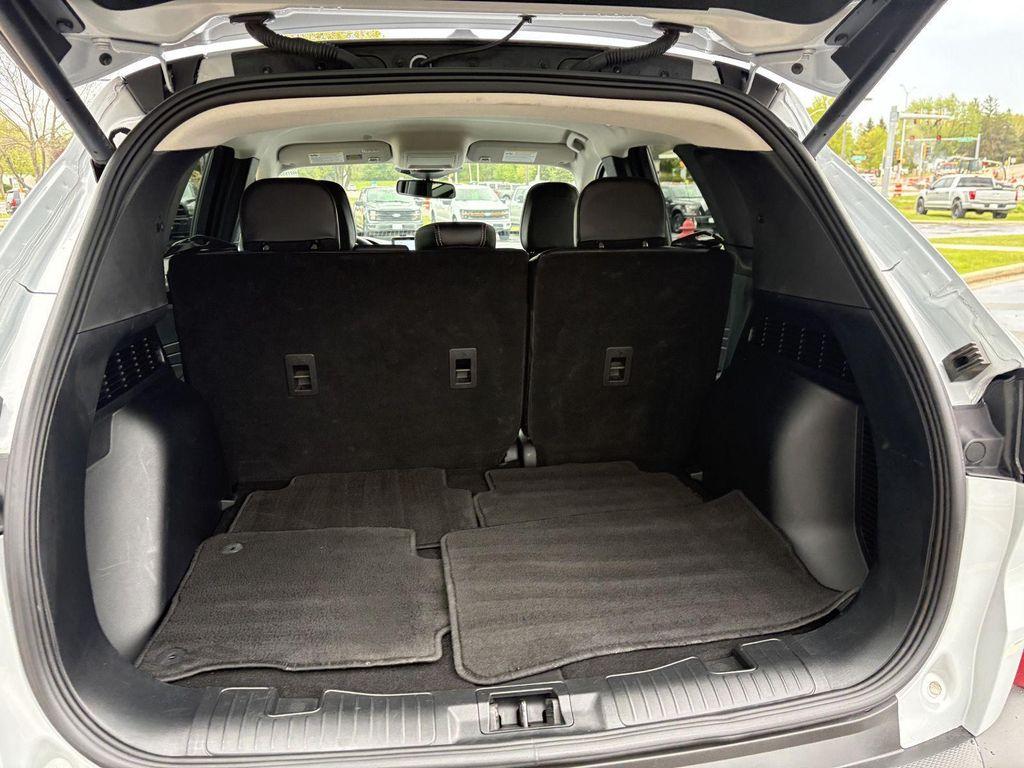 used 2025 Ford Escape car, priced at $28,991