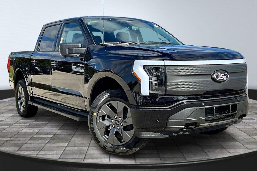 new 2025 Ford F-150 Lightning car, priced at $62,461