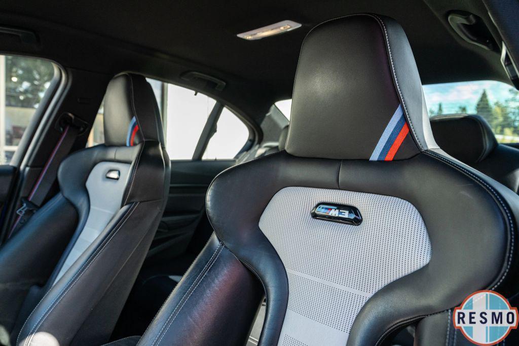 BMW M3 view 90