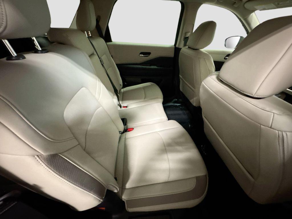 new 2026 Nissan Pathfinder car, priced at $42,605