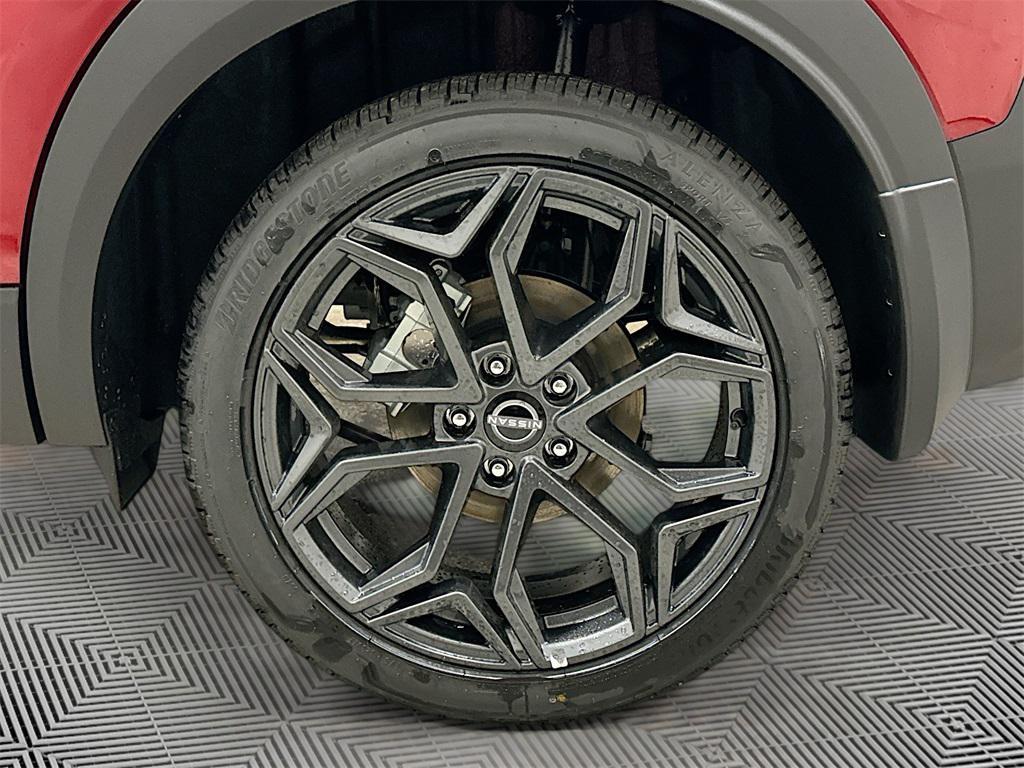 new 2025 Nissan Kicks car, priced at $31,543