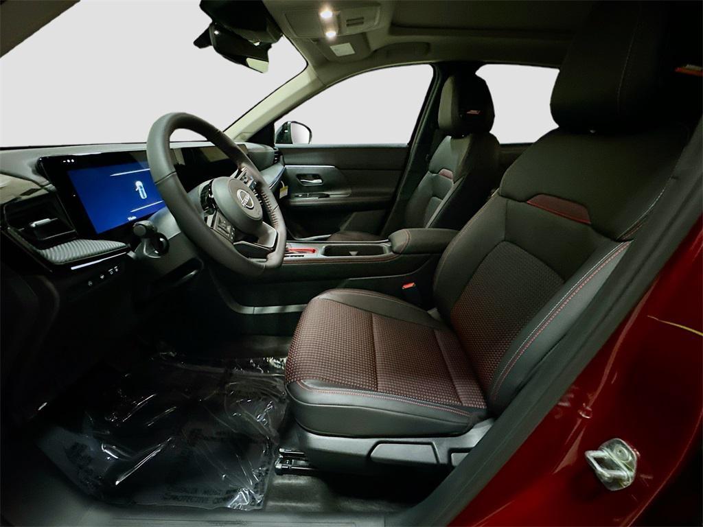 new 2025 Nissan Kicks car, priced at $31,543