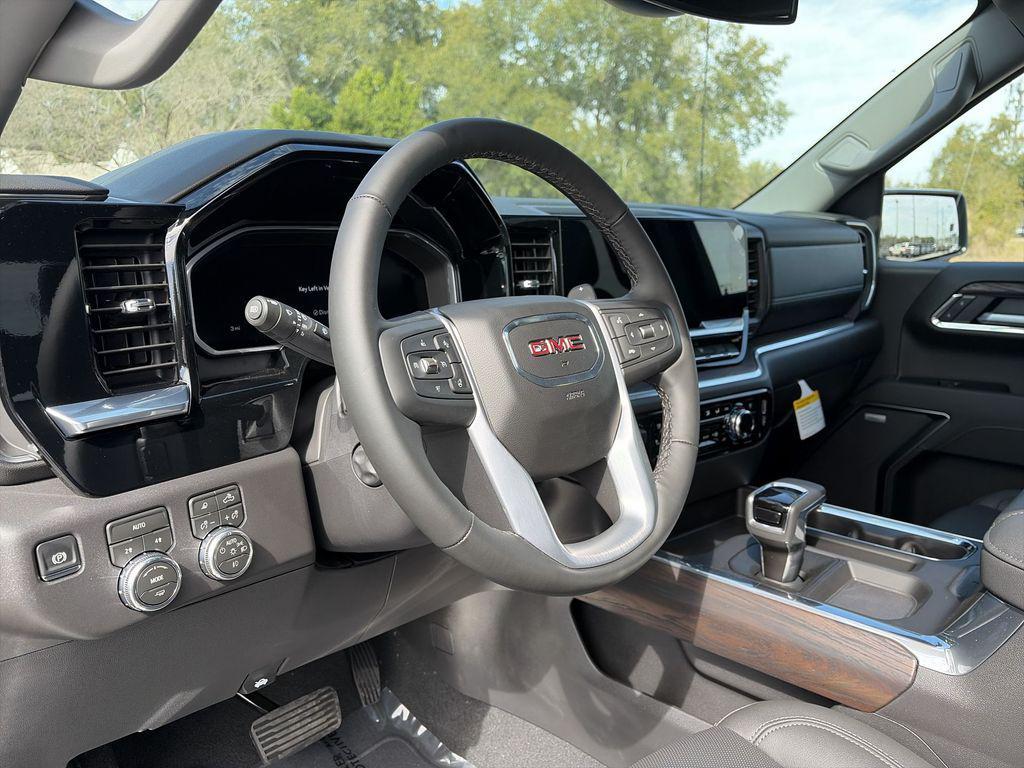 new 2026 GMC Sierra 1500 car, priced at $60,841