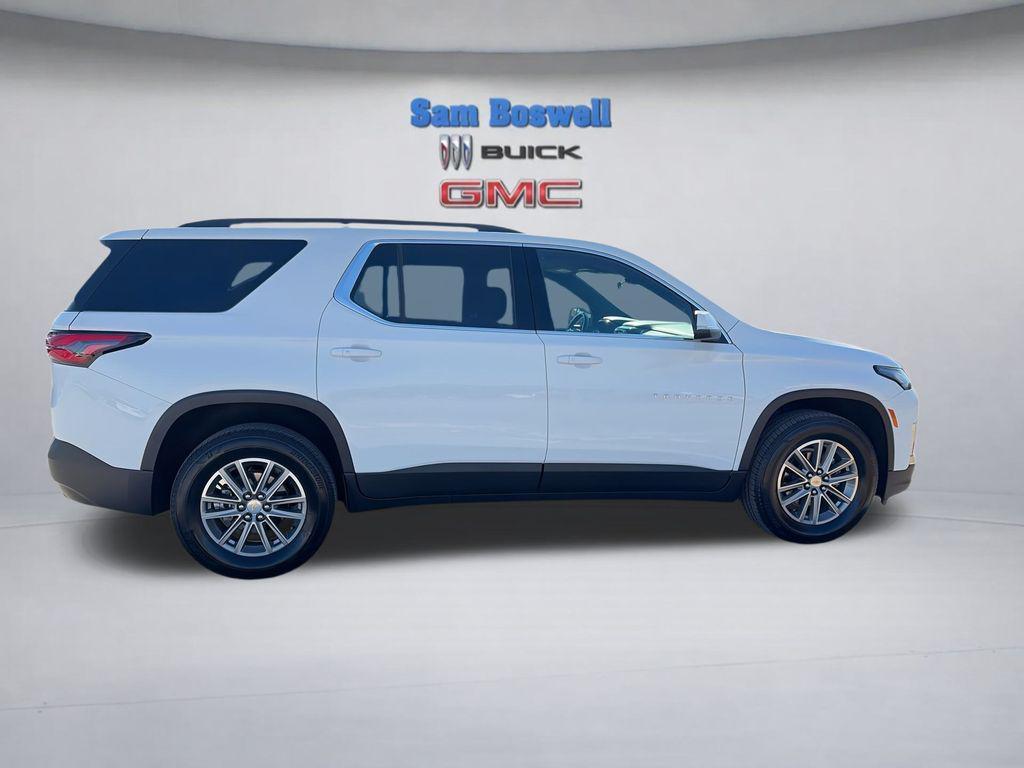used 2023 Chevrolet Traverse car, priced at $25,100