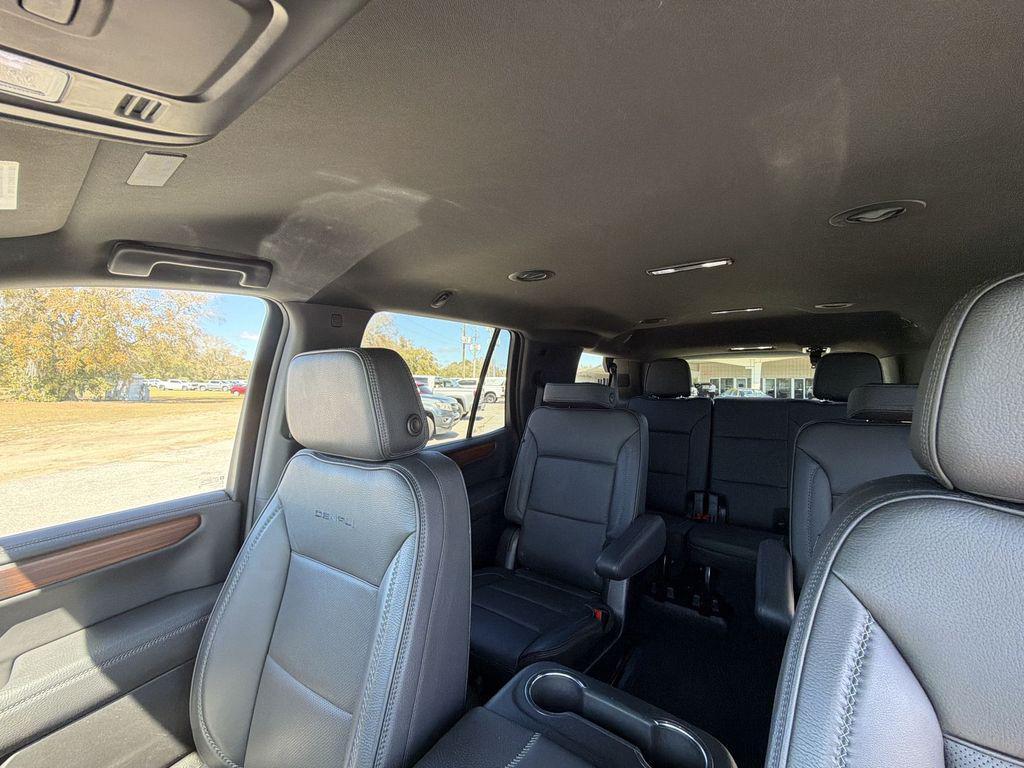 used 2025 GMC Yukon car, priced at $67,300