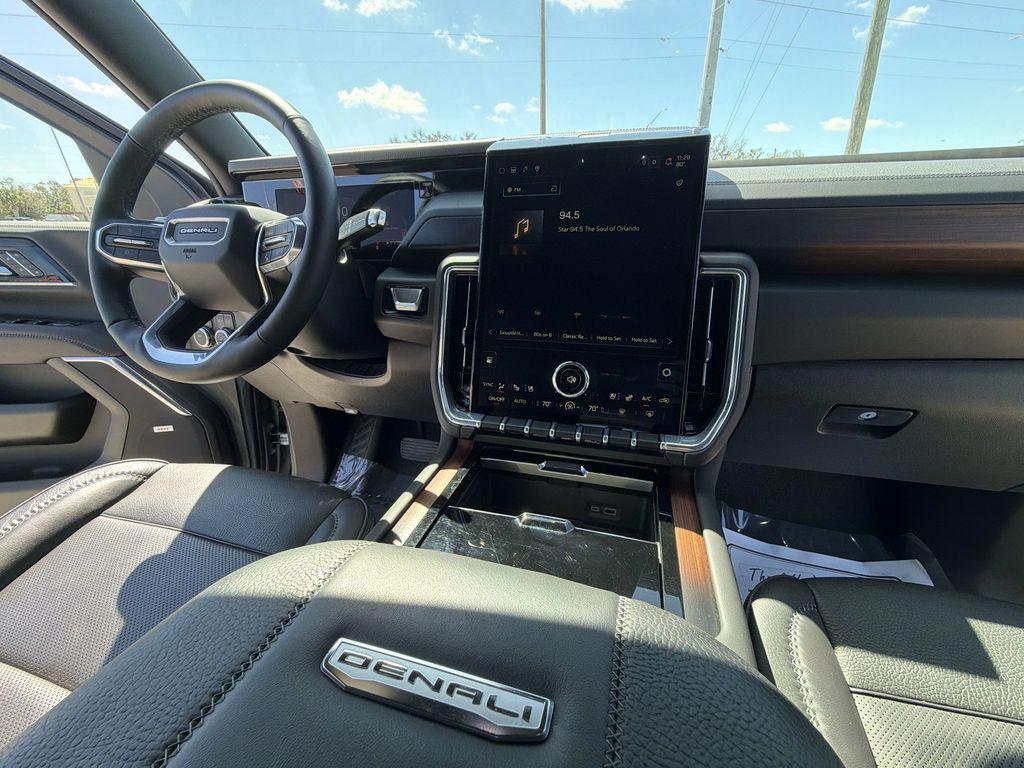 used 2025 GMC Yukon car, priced at $67,300