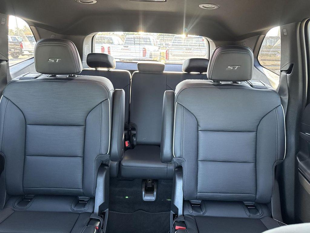 new 2026 Buick Enclave car, priced at $53,568