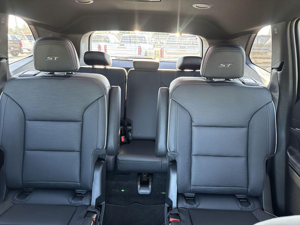 new 2026 Buick Enclave car, priced at $50,202