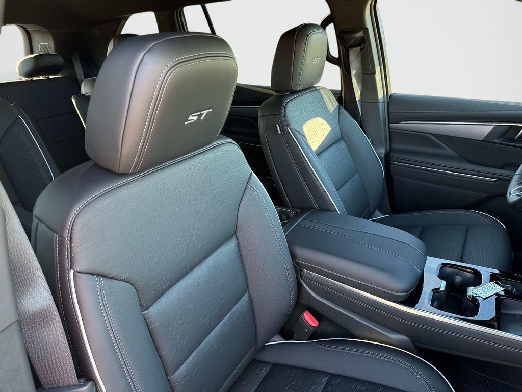 new 2026 Buick Enclave car, priced at $52,284