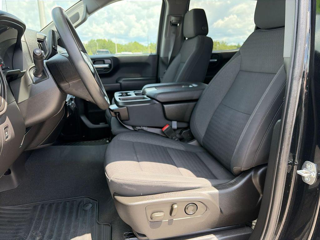 used 2022 GMC Sierra 1500 car, priced at $27,885