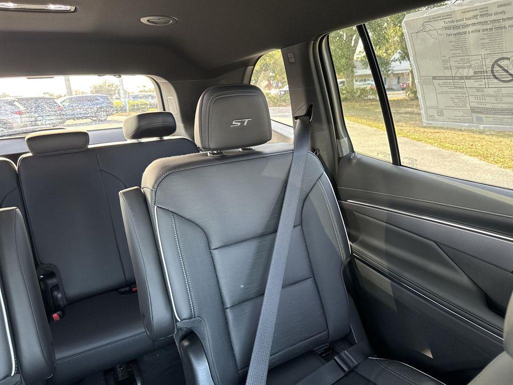 new 2026 Buick Enclave car, priced at $52,133