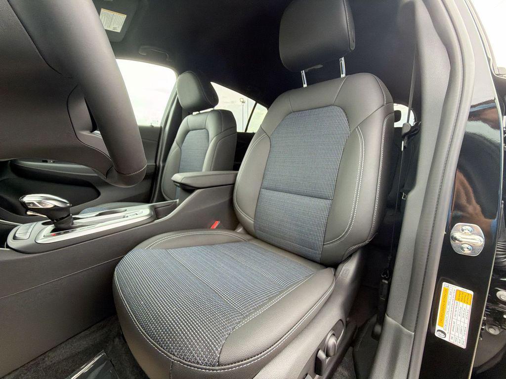 new 2026 Buick Envista car, priced at $28,092