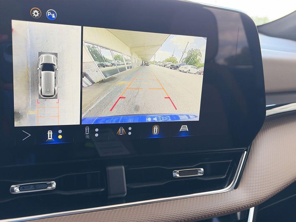 used 2025 Chevrolet Equinox car, priced at $27,702