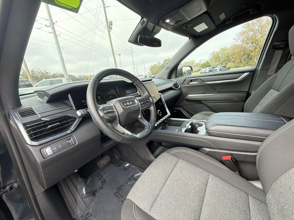 used 2025 GMC Acadia car, priced at $31,217