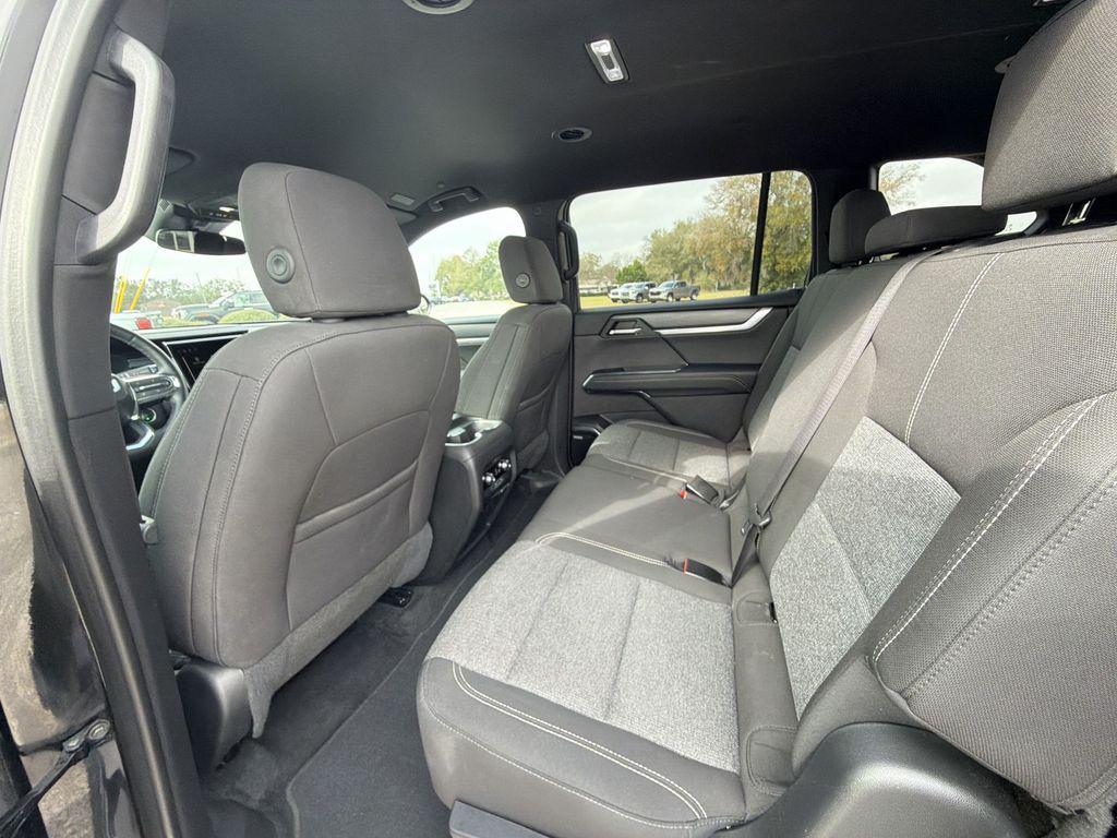 used 2025 GMC Acadia car, priced at $31,217