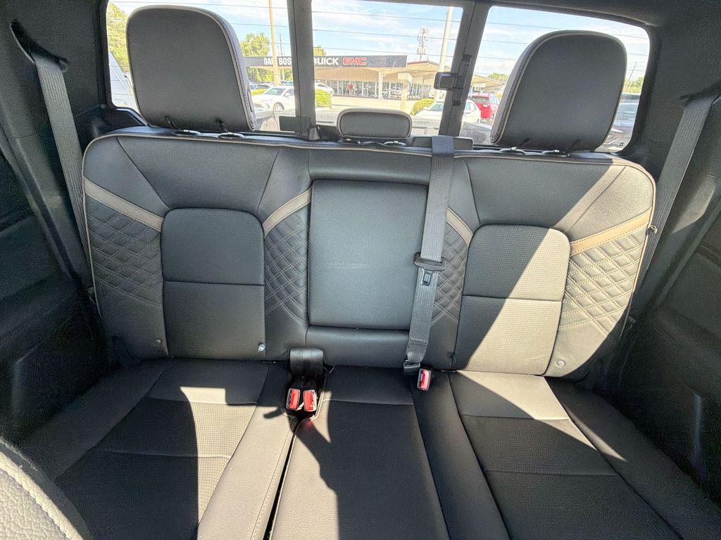 used 2024 GMC Canyon car, priced at $39,000