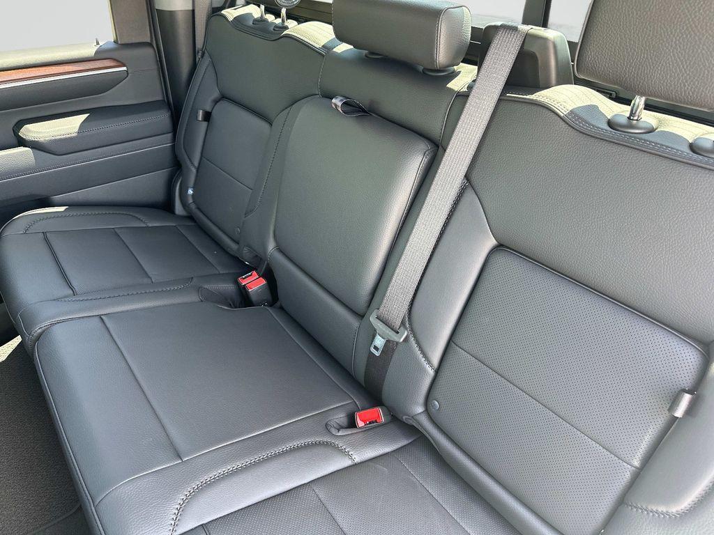 new 2025 GMC Sierra 2500 car, priced at $80,733