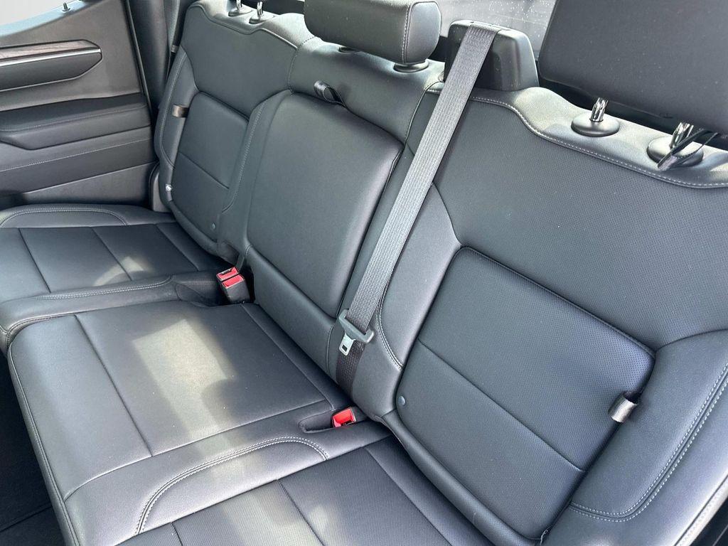 used 2022 GMC Sierra 1500 car, priced at $32,383