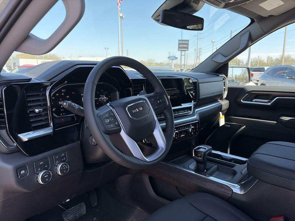 new 2026 GMC Sierra 1500 car, priced at $58,122