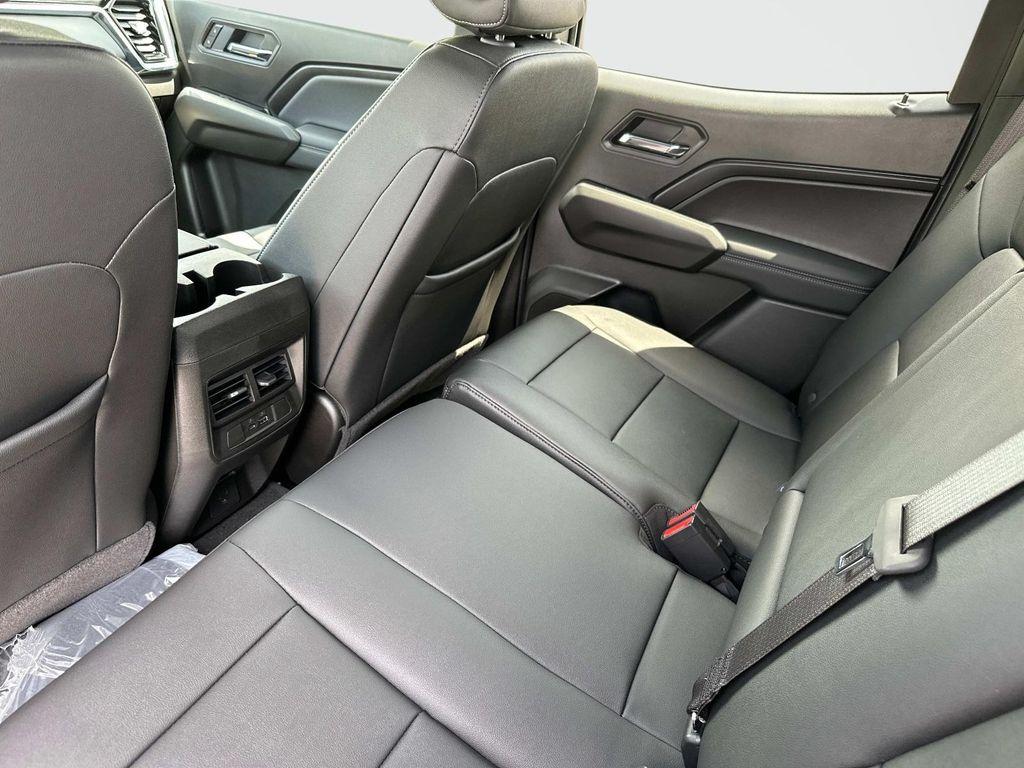 new 2025 GMC Canyon car, priced at $40,869