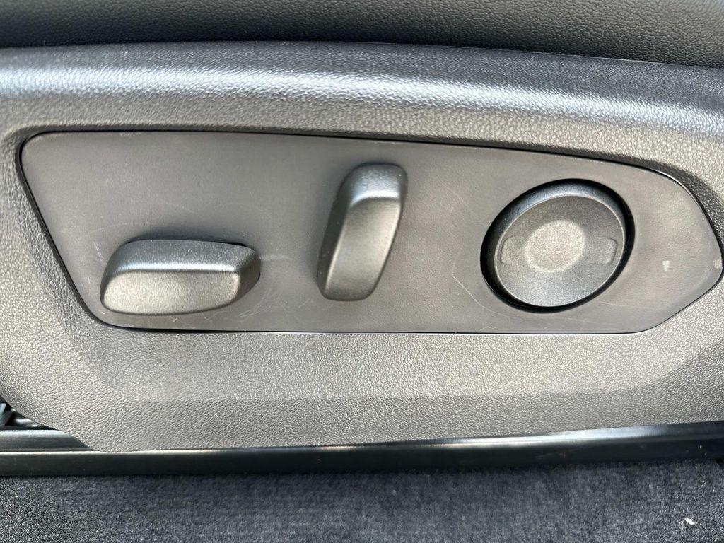 new 2025 GMC Canyon car, priced at $40,869