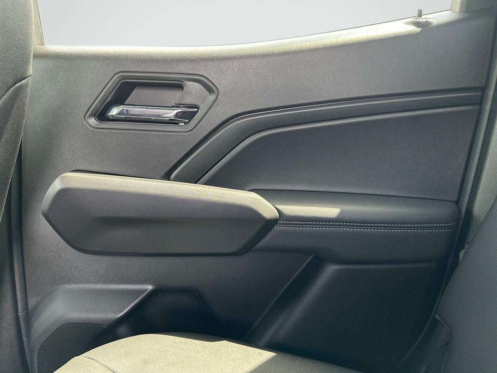 new 2025 GMC Canyon car, priced at $40,869