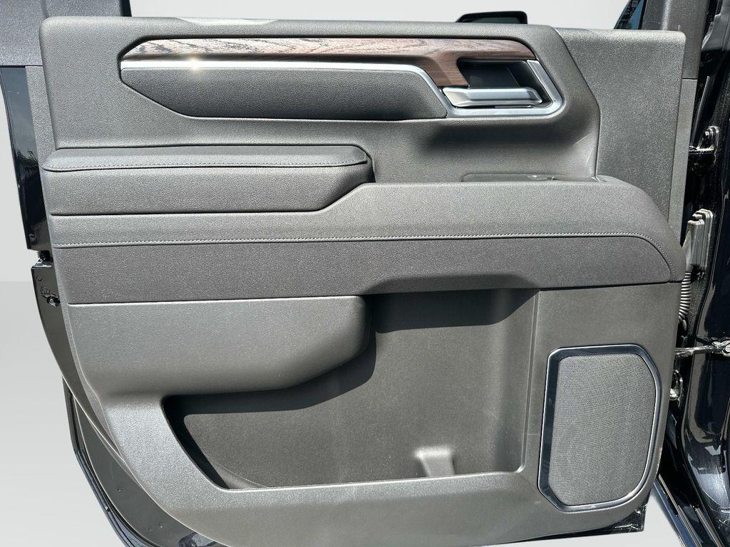 new 2025 GMC Sierra 2500 car, priced at $88,766